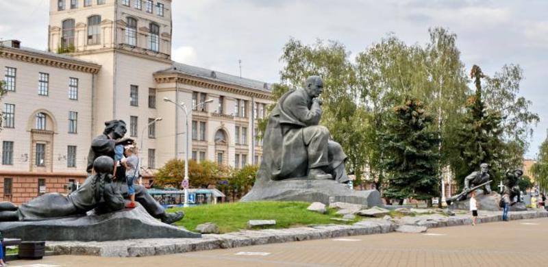 Плошча Якуба Коласа