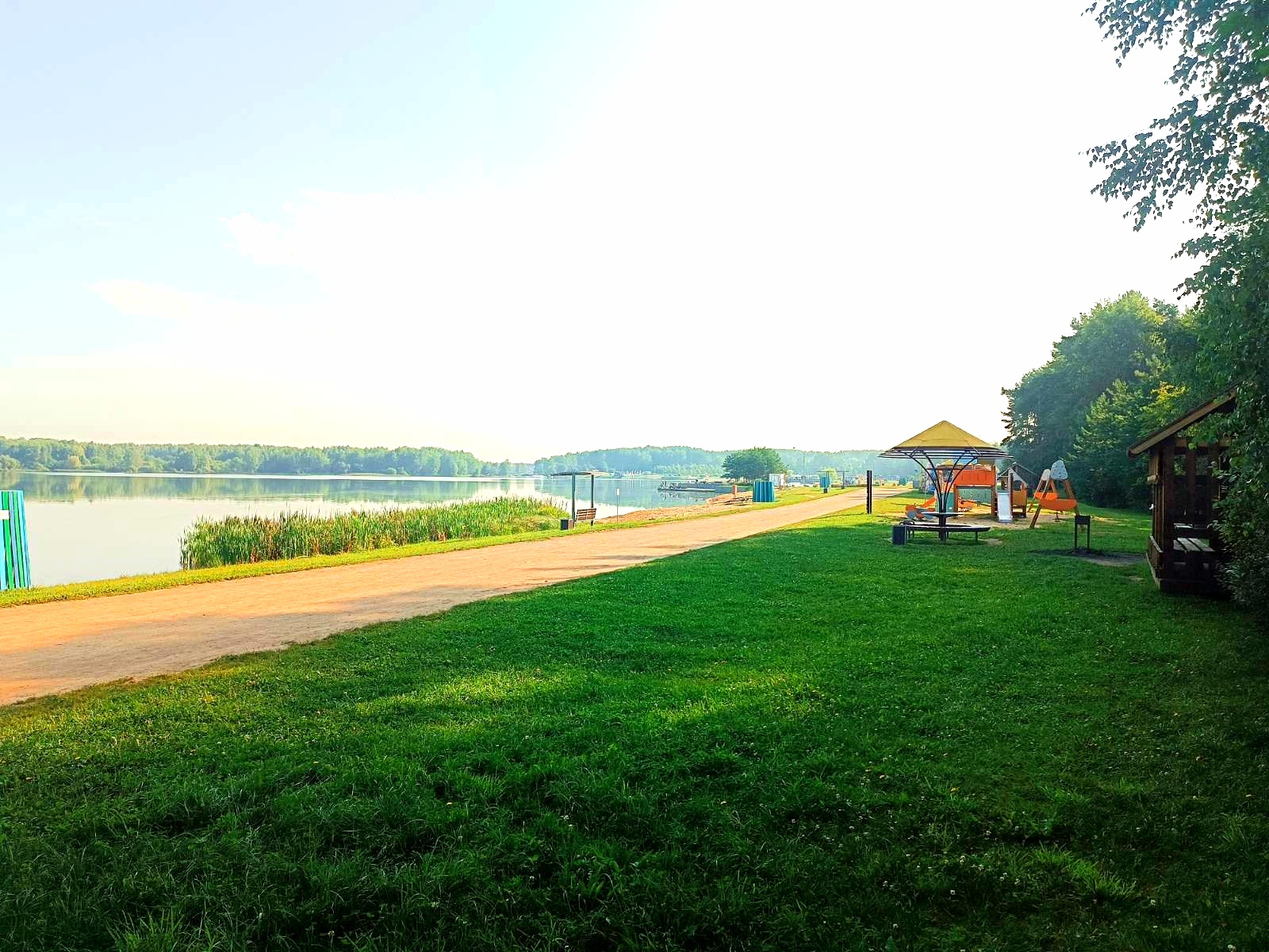 Beach No. 1 at Tsnyansky reservoir