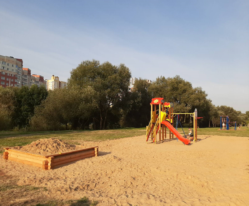 康乐场地"学校"