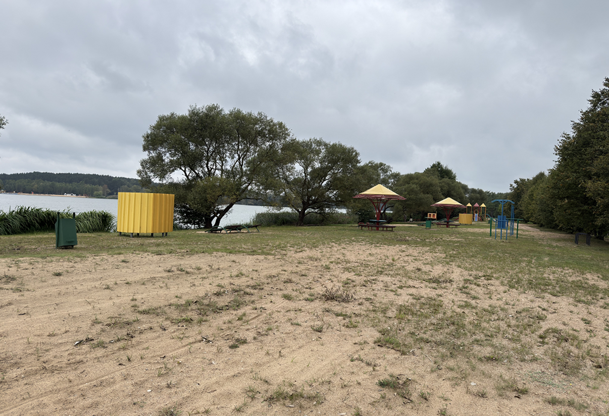 Beach No. 6 "Drozdy" reservoir